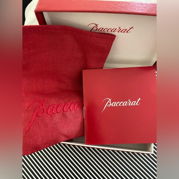 C PICS!! ART COLLAGE MURAL PROJECT DIY BACCARAT CLEAR CRYSTAL BUTTERFLY NECKLACE - Picture 9 of 10